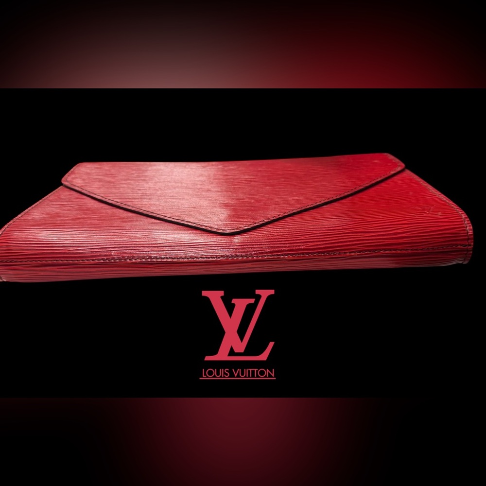 Louis Vuitton Red ART DECO Epi Leather Clutch with Gold Chain SO PRETTY ❤️ - Picture 8 of 14